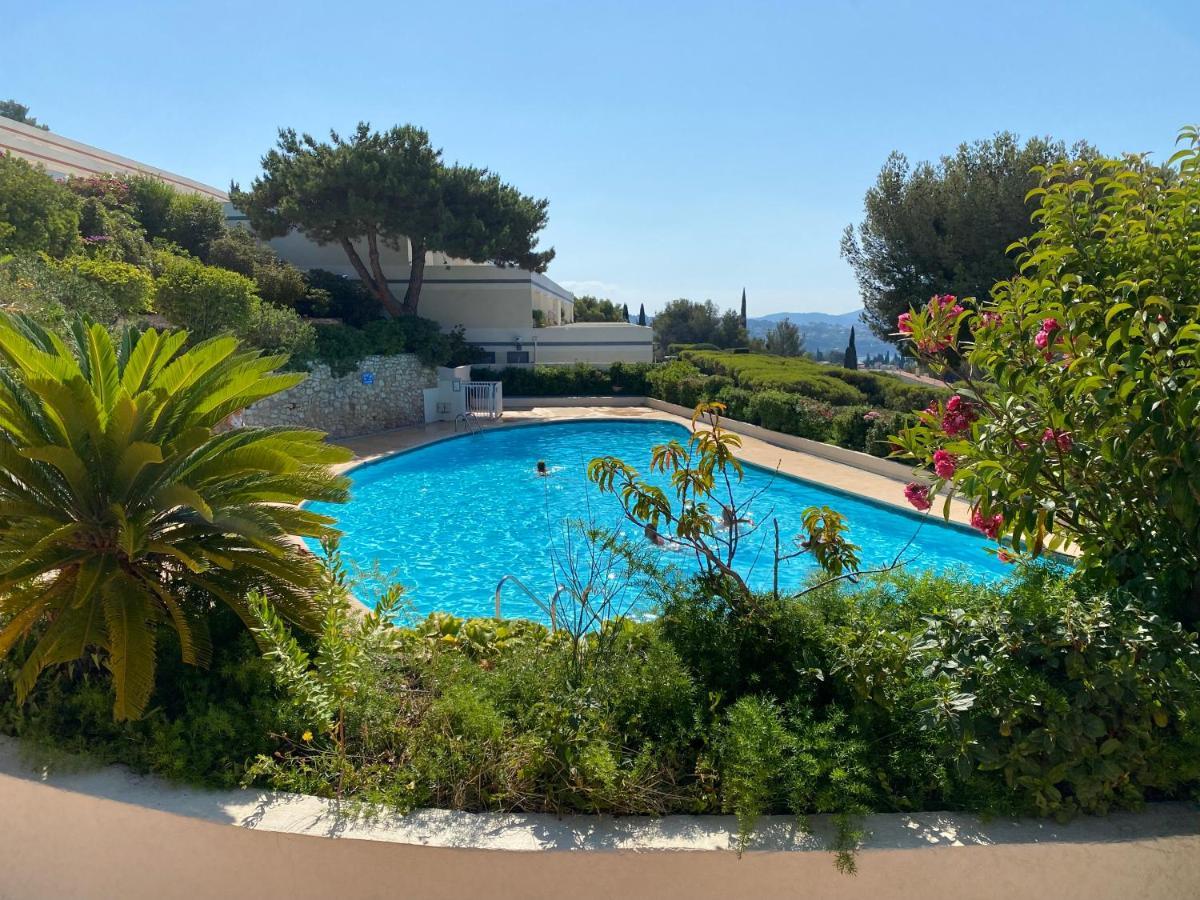 Superbe T2 44M2 - Grande Terrasse Vue Mer Panoramique Exceptionnelle Piscine - Parking Bandol Zewnętrze zdjęcie