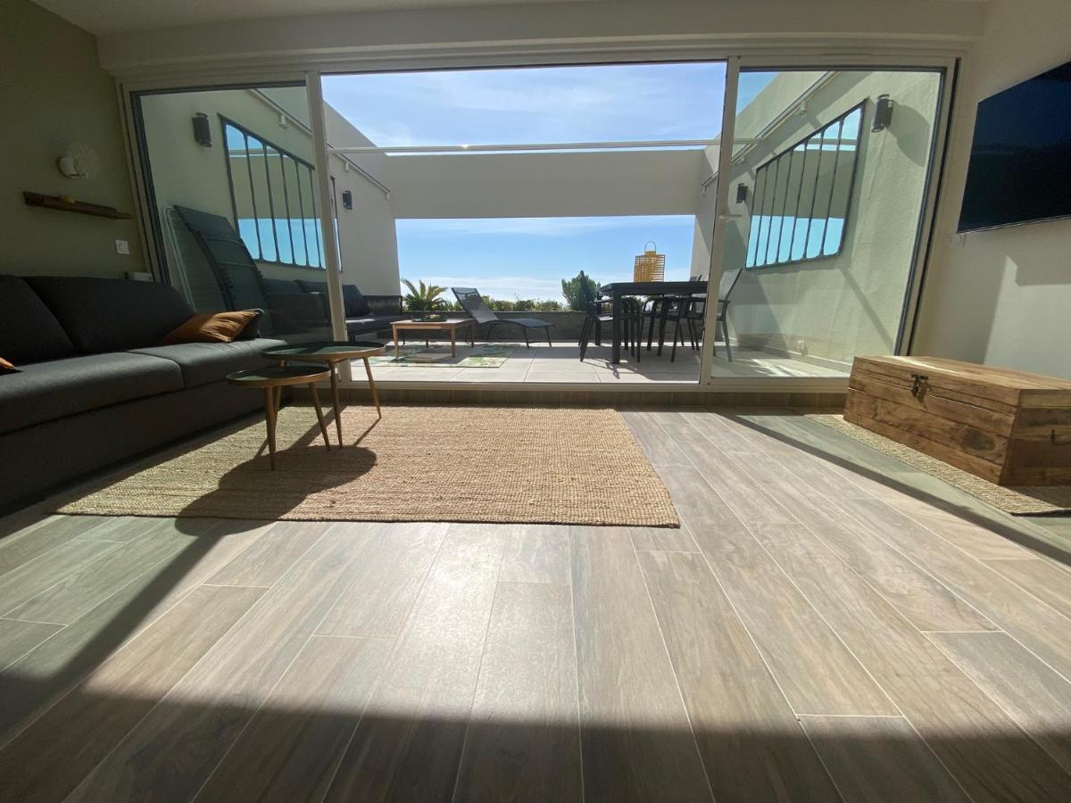 Superbe T2 44M2 - Grande Terrasse Vue Mer Panoramique Exceptionnelle Piscine - Parking Bandol Zewnętrze zdjęcie