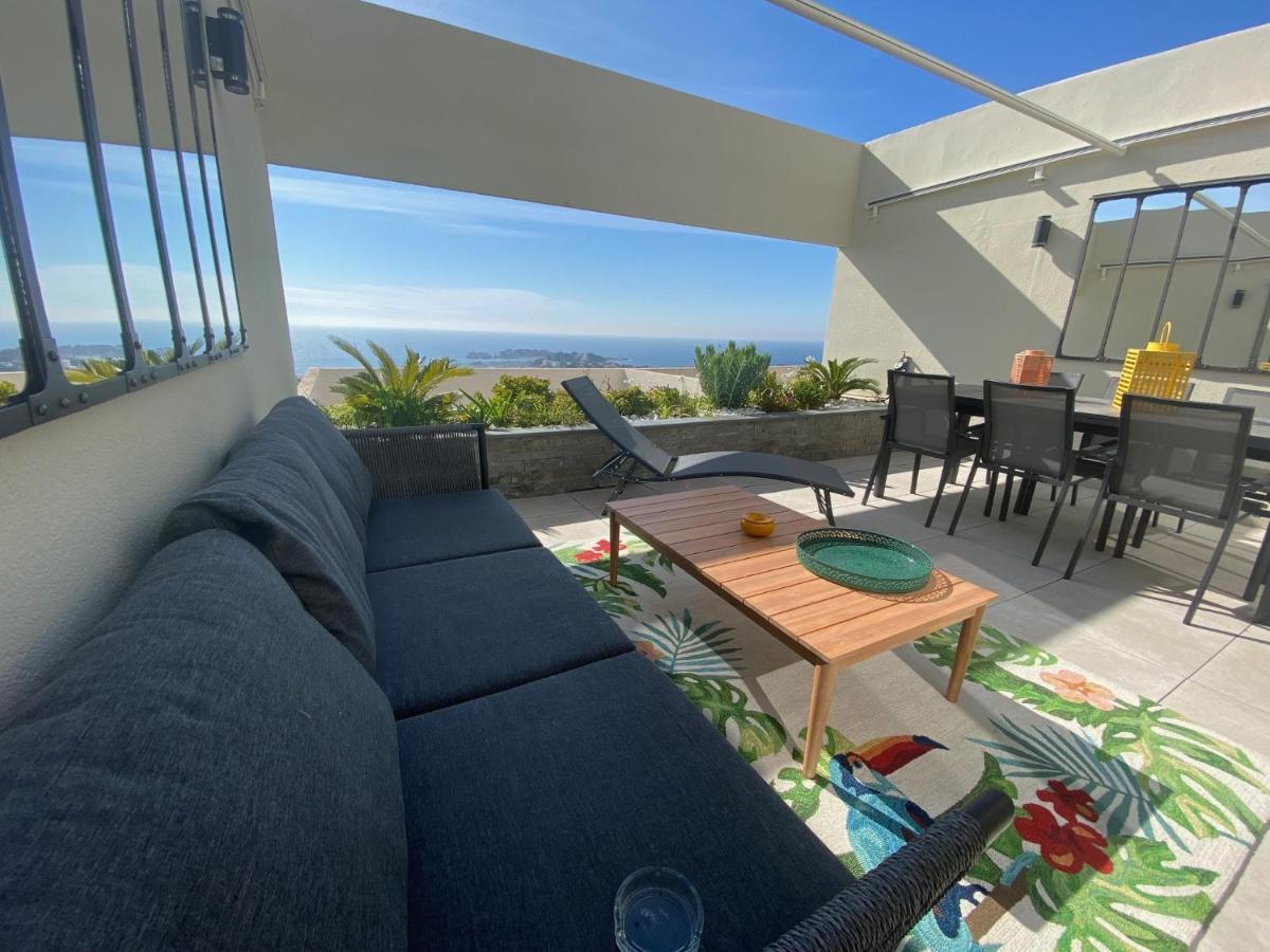 Superbe T2 44M2 - Grande Terrasse Vue Mer Panoramique Exceptionnelle Piscine - Parking Bandol Zewnętrze zdjęcie